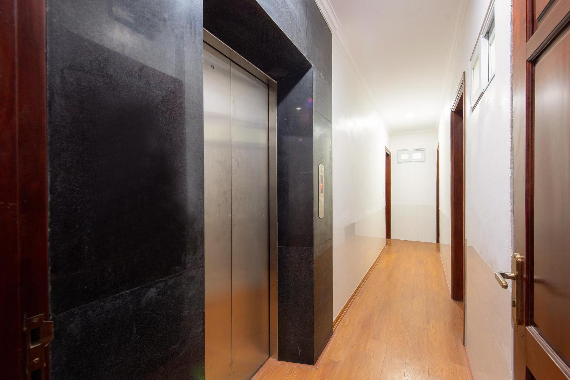 Super Oyo Capital O 387 Bach Duong Hotel Hanoi Exterior foto